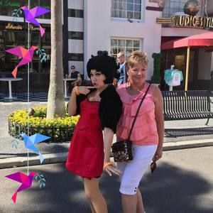 Meet your Posher, Terri